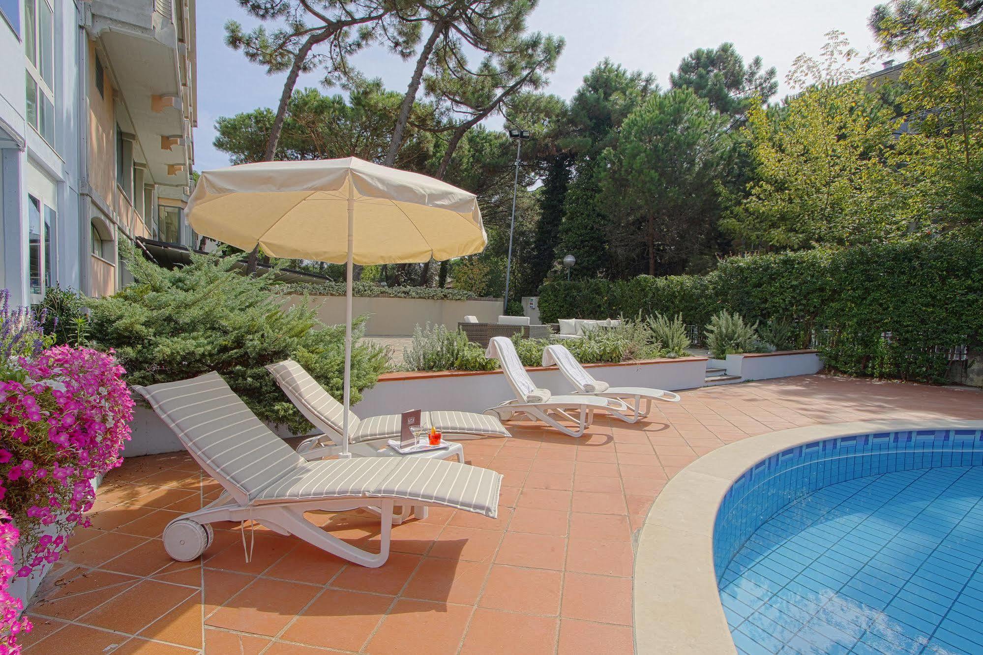 Hotel Michelangelo Milano Marittima Exterior foto